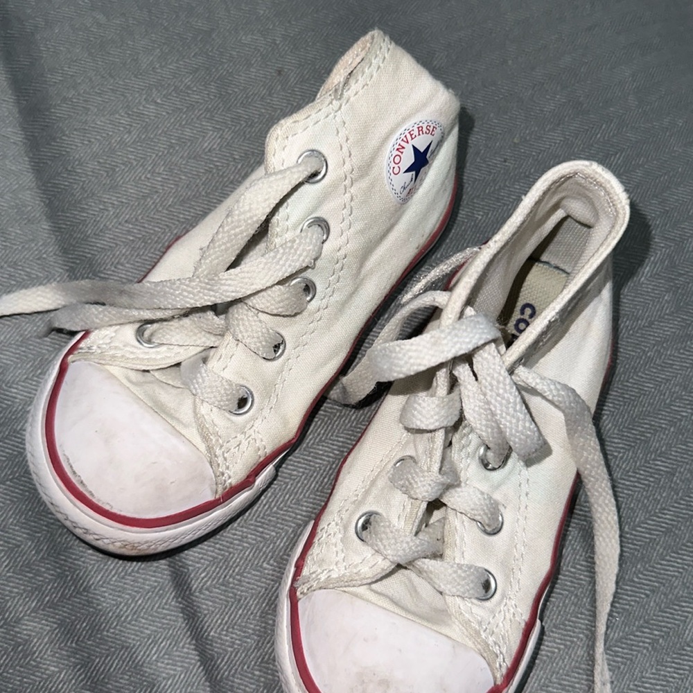 Really Good Used Kids white Converse size 7